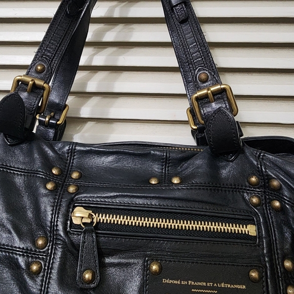 LOUIS VUITTON Limited Edition Black Lambskin Leather Riveting Bag - Picture 7 of 16